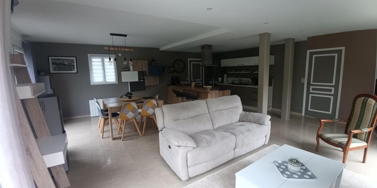 Grande Maison Entiere De 120M2 Epron Ngoại thất bức ảnh
